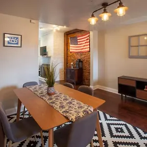 https://great-for-exploring-stylish-loft-like-living.hotels-in-pittsburgh.com